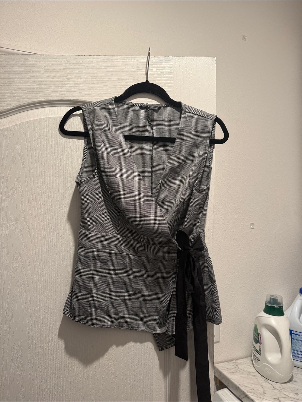 SHEIN Gray Glen Plaid Sleeveless Wrap Top with Black Side Tie
